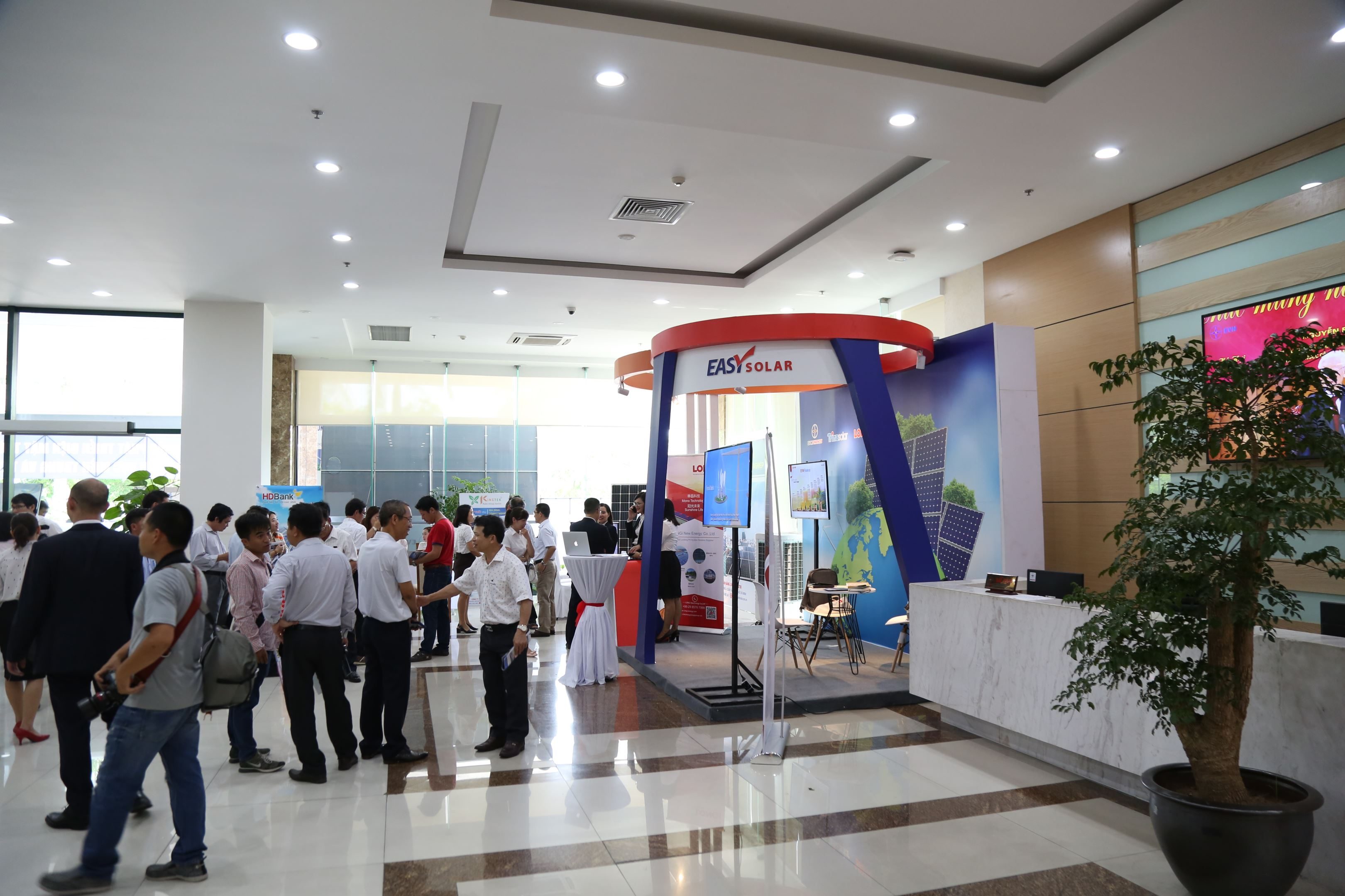 EVNCPC: Hội thảo Phát triển điện mặt trời trên mái nhà – Tạo sự gắn kết giữa các bên
