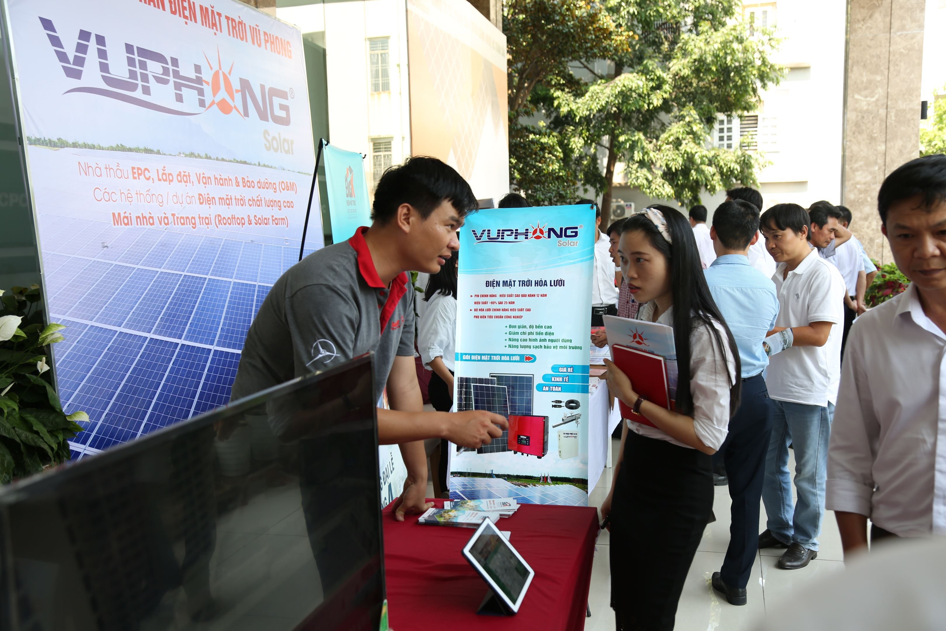 EVNCPC: Hội thảo Phát triển điện mặt trời trên mái nhà – Tạo sự gắn kết giữa các bên